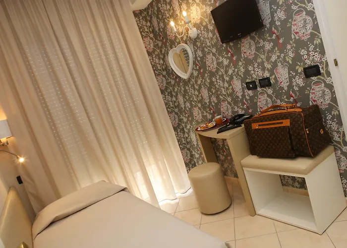 Piccinelli فندق 3*