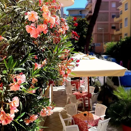 Piccinelli Hotell 3*