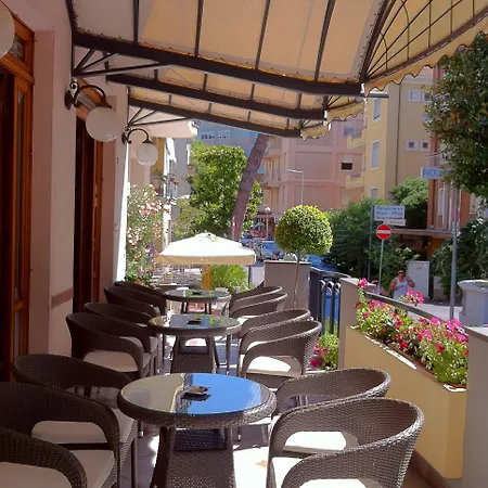 Hotel Piccinelli Rímini