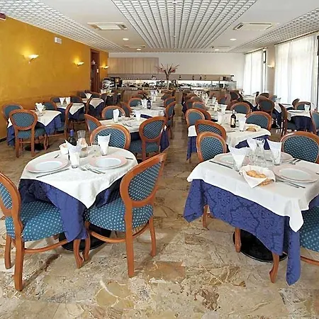 Piccinelli 3* Rímini